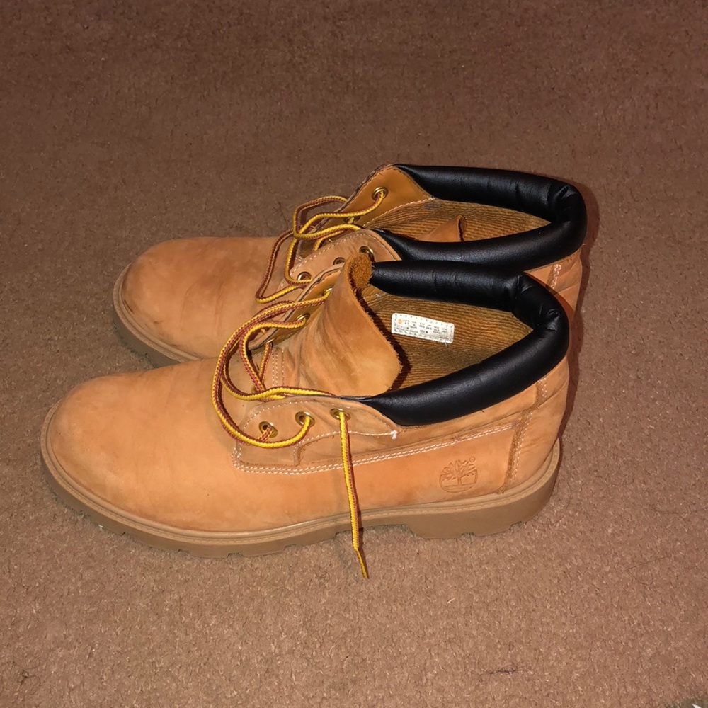 Boys size 6.5 timberlands